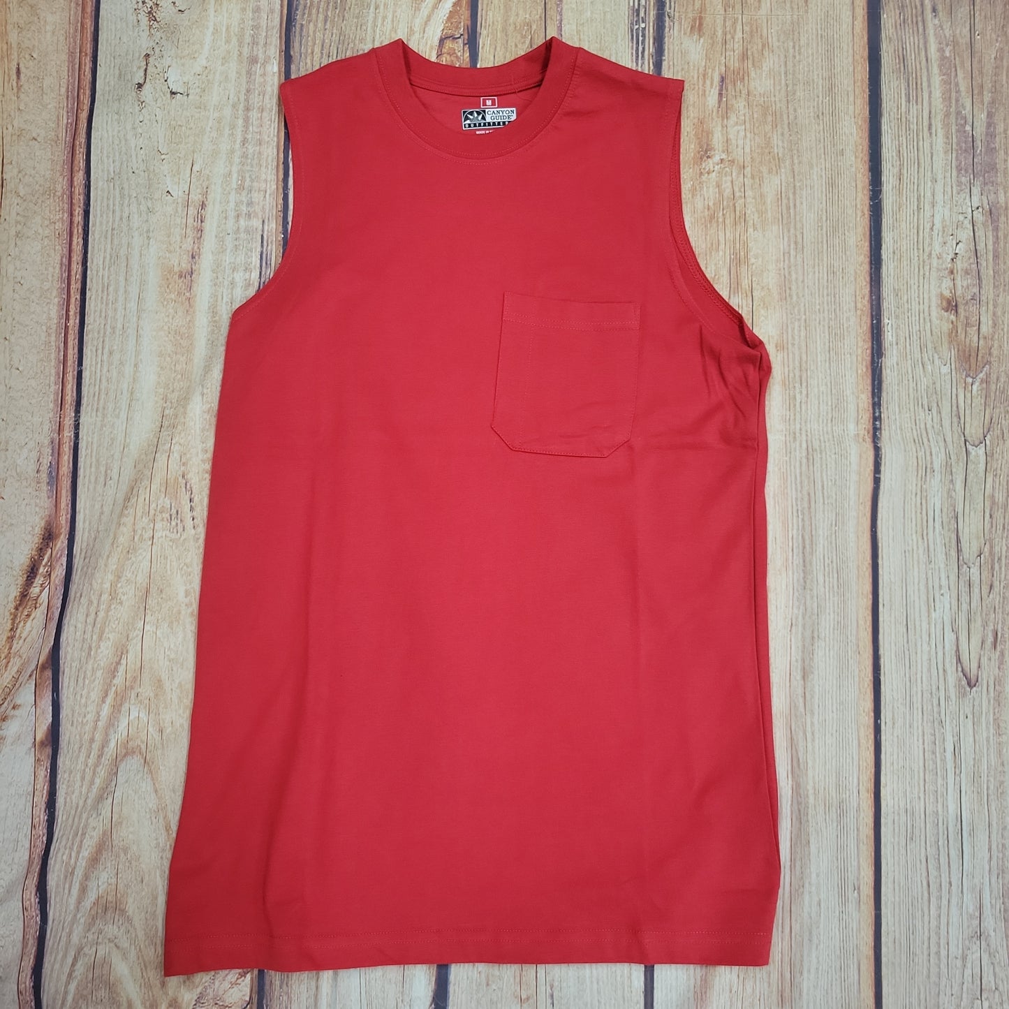 CANYON GUIDE GUS SLEEVELESS POCKET TEE