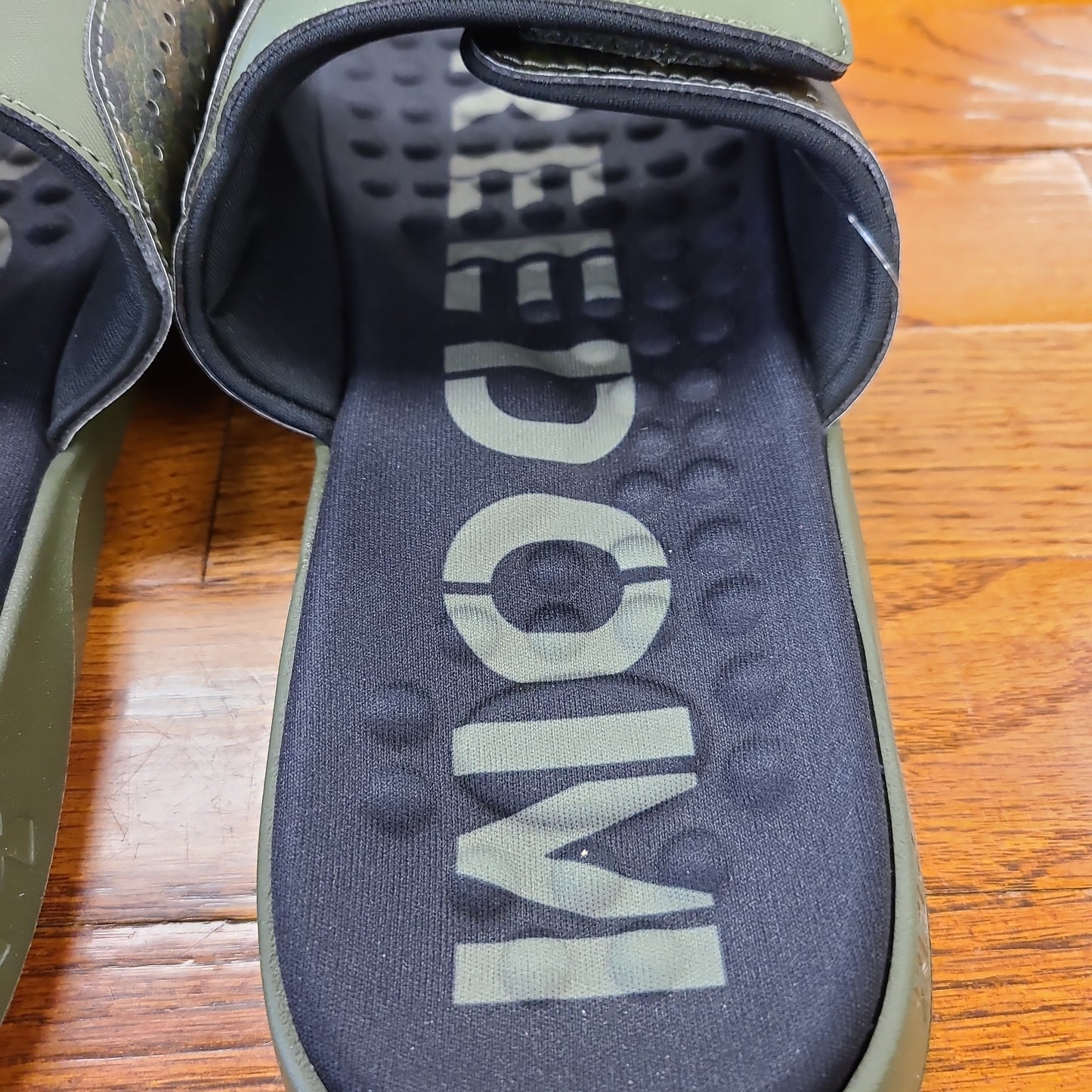 Under Armour M Ignite 7 Freedom Slide Army Green Men