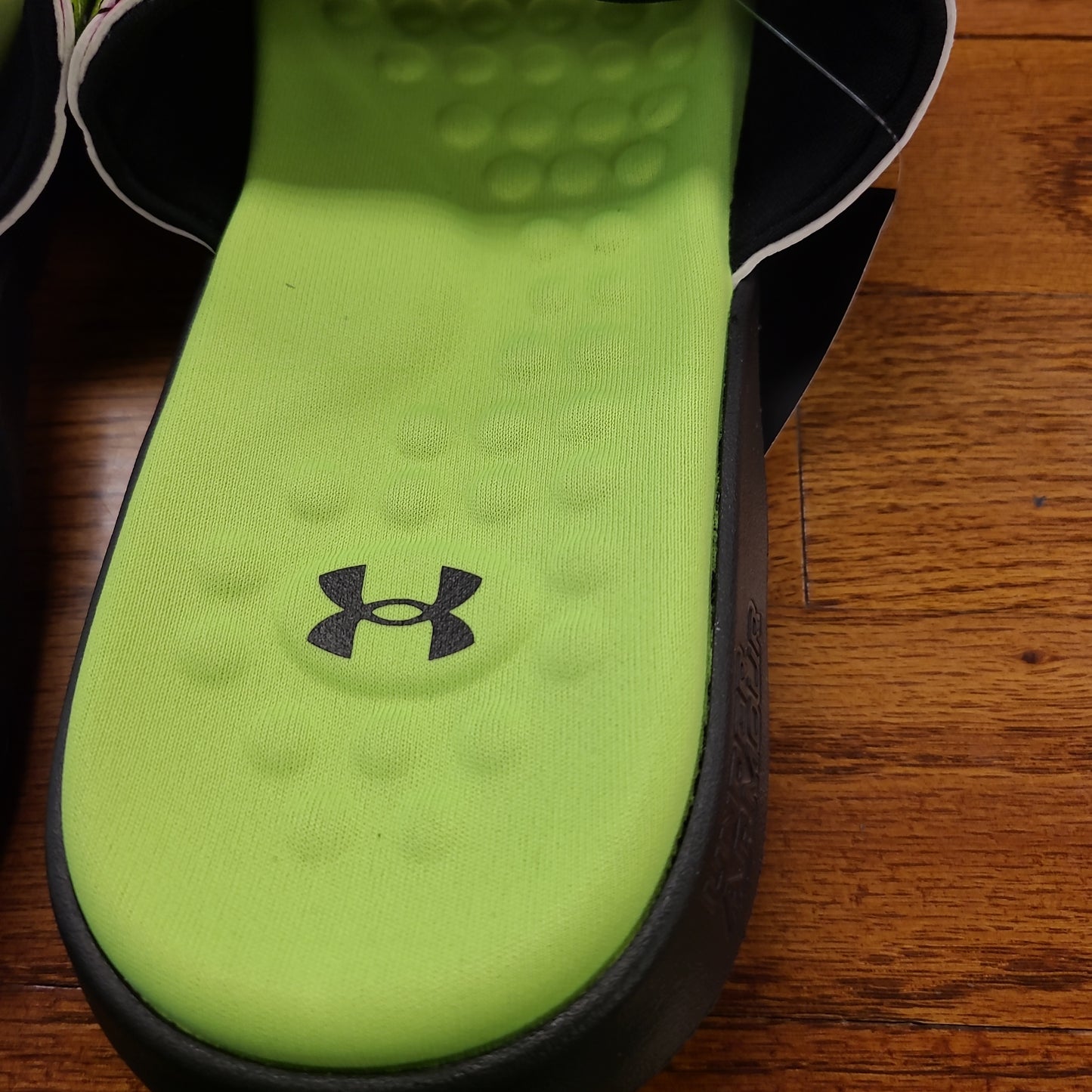 Under Armour M Ignite 7 Graphic Strap Slide Neon Green Men's