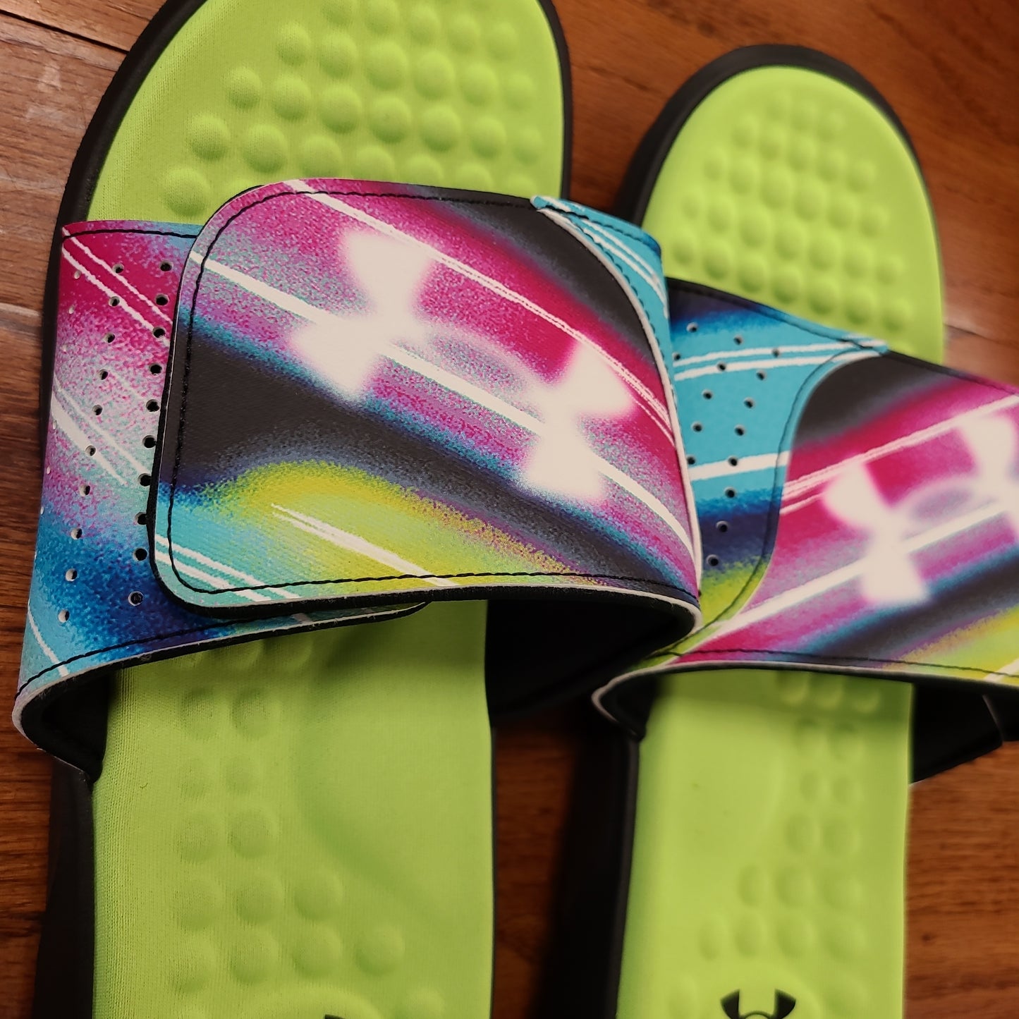 Under Armour M Ignite 7 Graphic Strap Slide Neon Green Men's