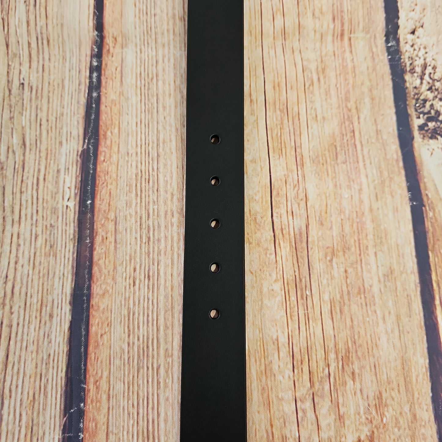 Carhartt Bridle Leather Debossed Keeper Belt BLACK