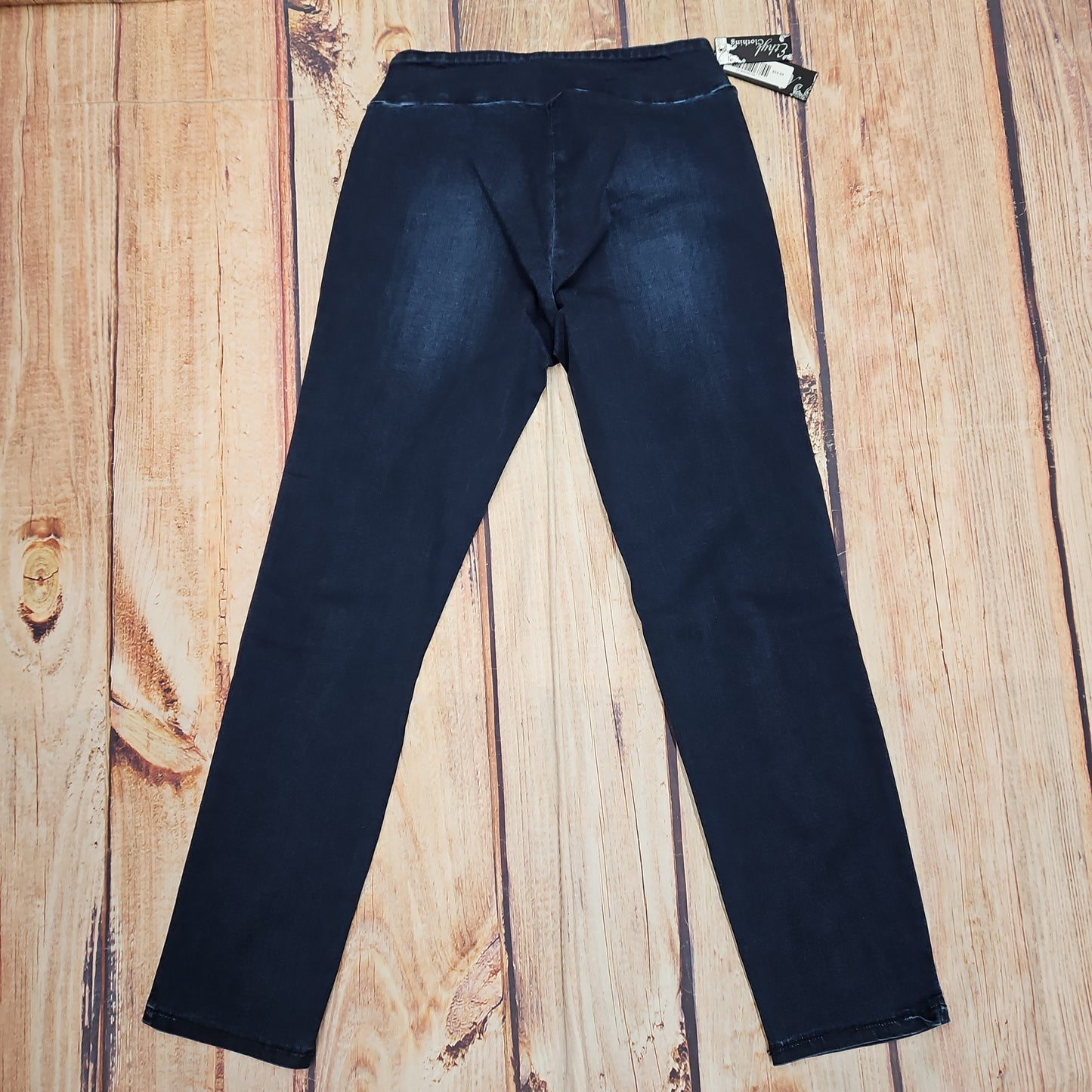 Ethyl Pull on Ankle Denim Pant