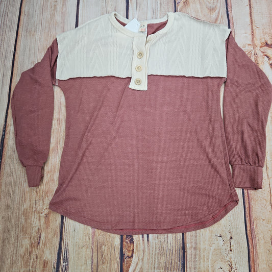 7TH RAY DUSTY ROSE/WHITE 3 BUTTON PULLOVER
