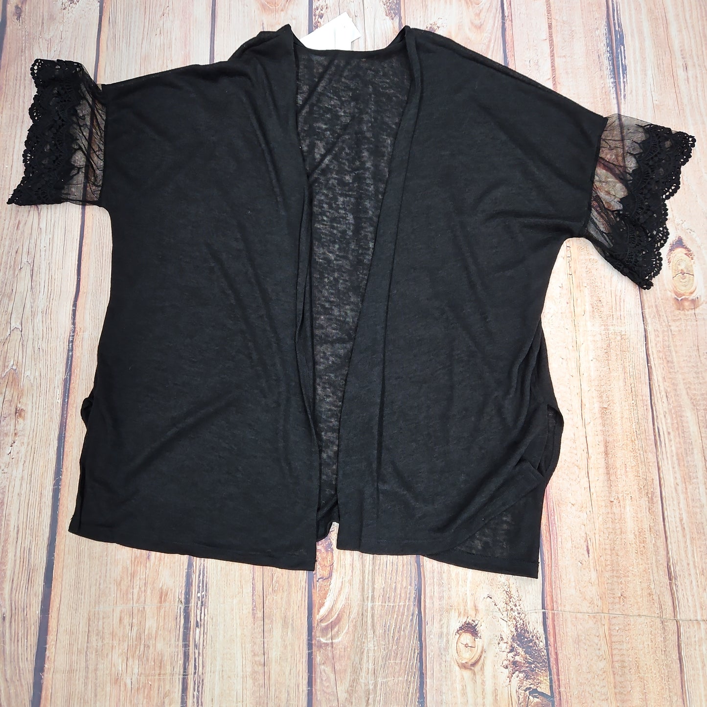 7TH RAY LACED SLEEVE COVERUP