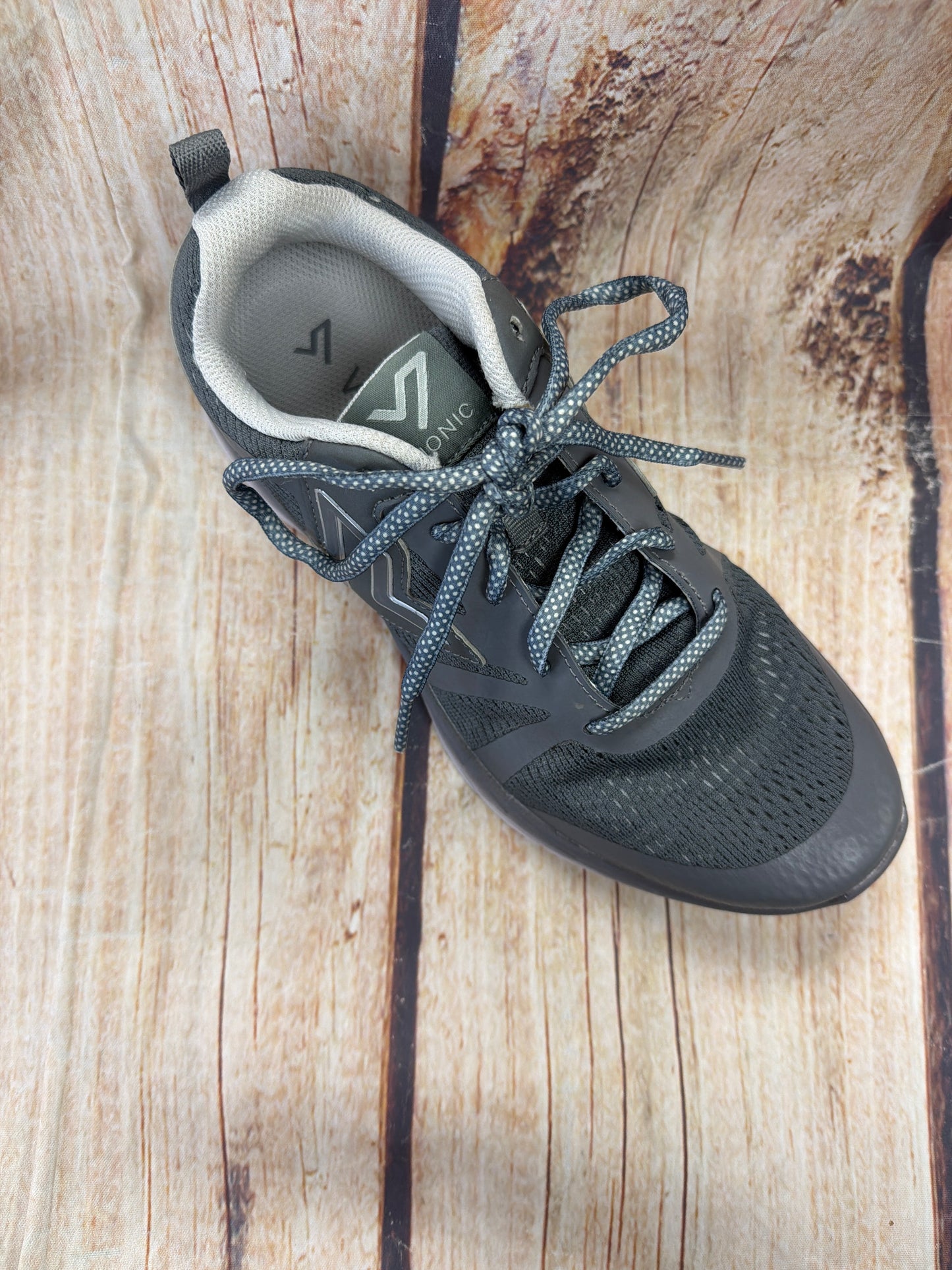 CLEARANCE Vionic Brisk 335Miles/Grey Women