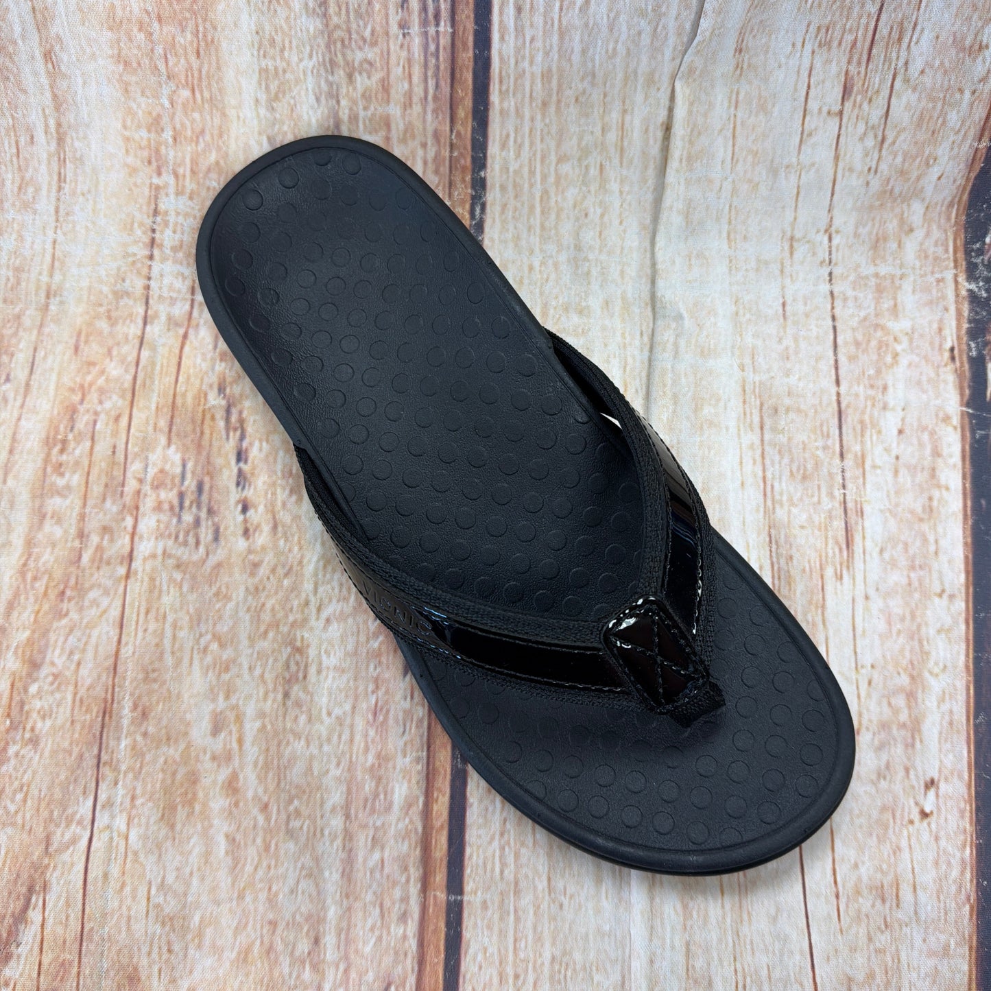 CLEARANCE Vionic 10000470-001 Tide Black Patent Flip Flop