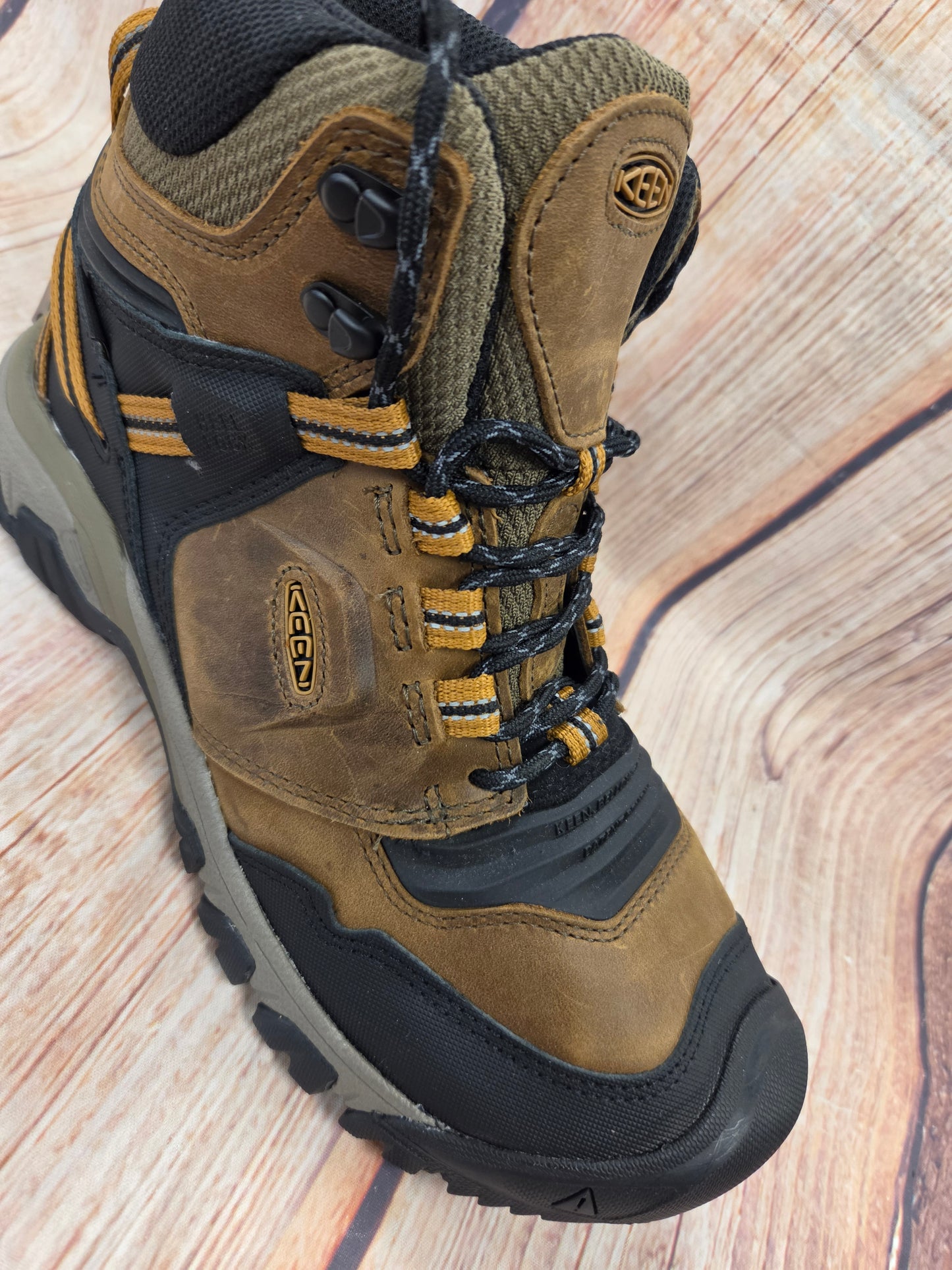 CLEARANCE Keen 1025666 Ridge Flex Mid WP Bison/Golden Brown Men