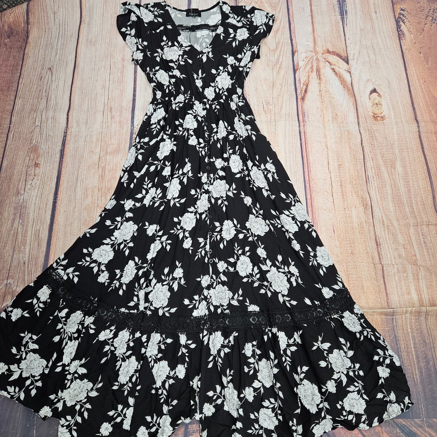 PAPILLON FLORAL BUTTON FRONT MAXI DRESS PD14528