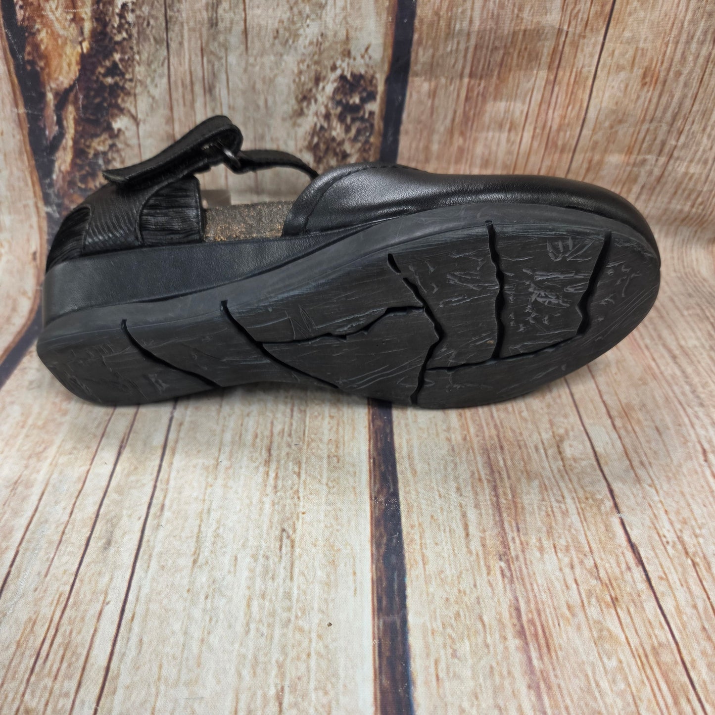 CLEARANCE OTBT Companion Mary Jane Wedge Black #6