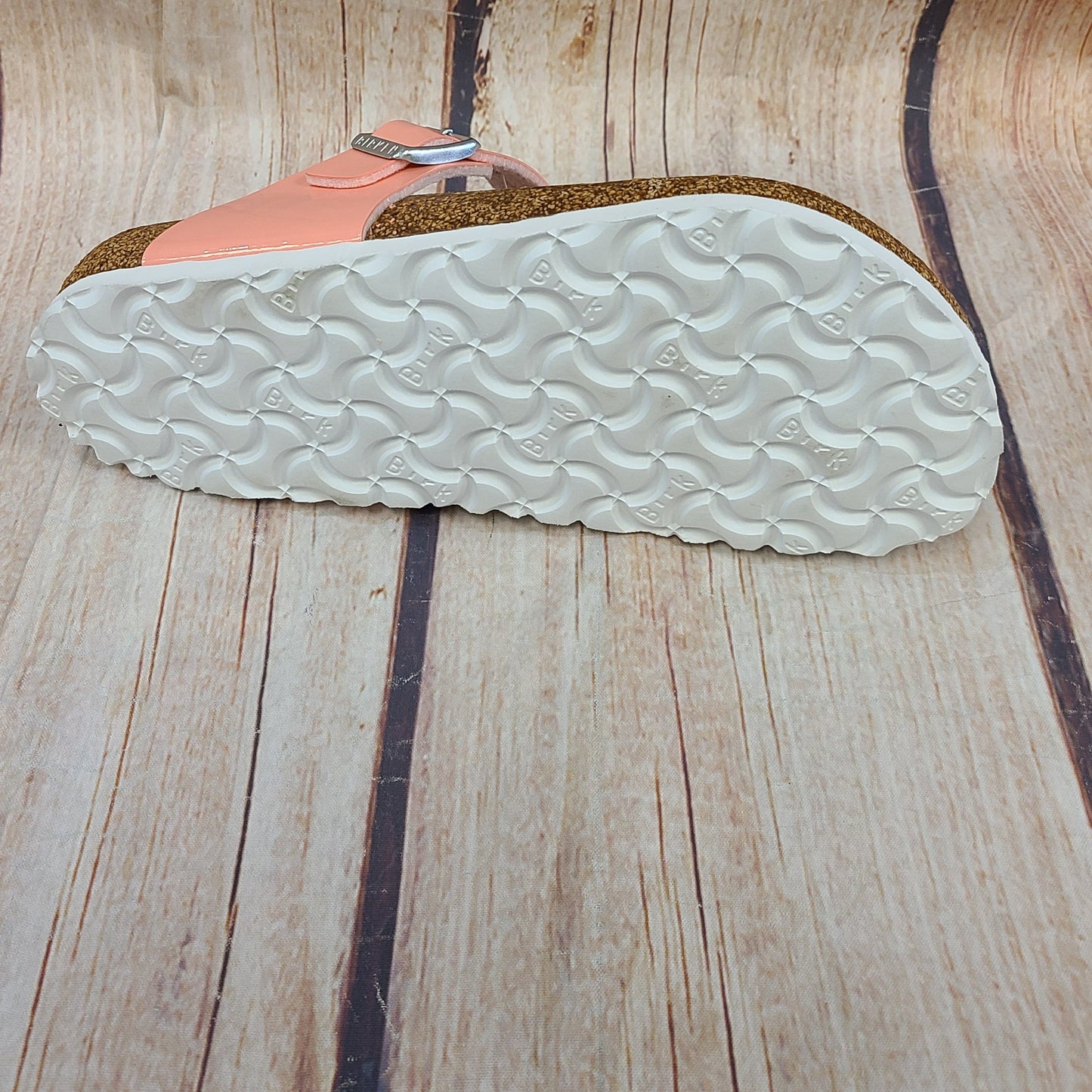 CLEARANCE 1019405 Birkenstock Gizeh Patent Peach #39