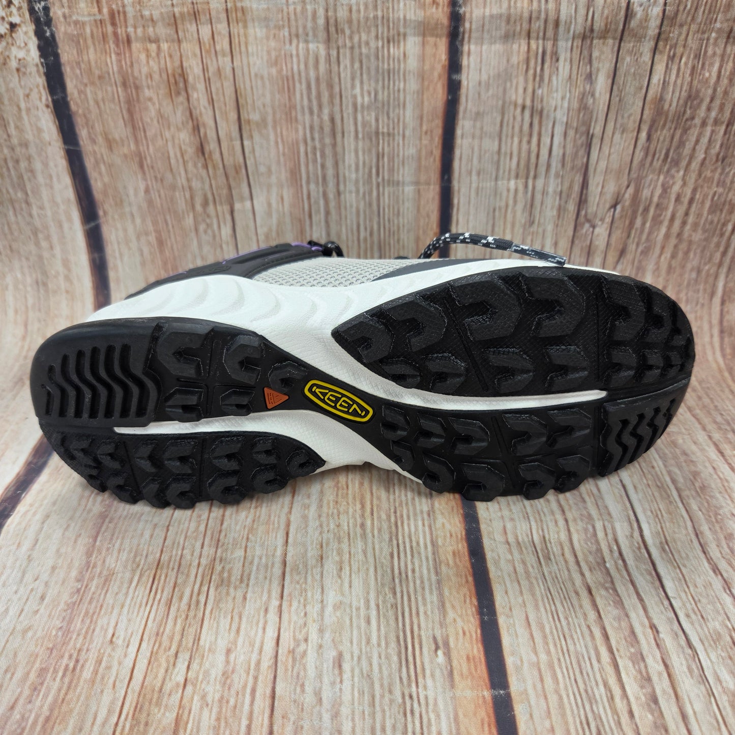 CLEARANCE Keen 1025913 NXIS Evo WP Sneaker Women's