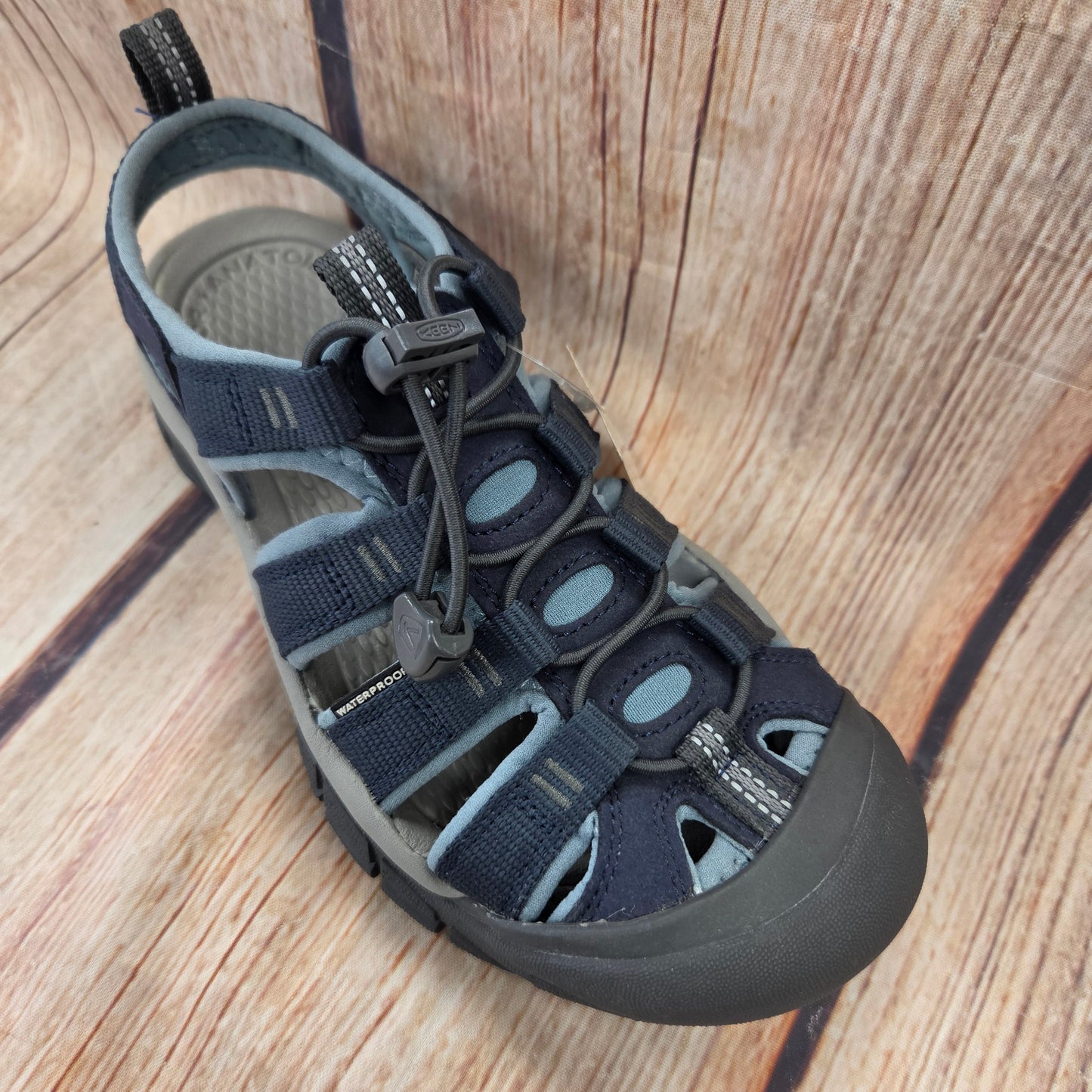 CLEARANCE Keen 1026245 Newport H2 Sandal Navy/Magnet Women's #87