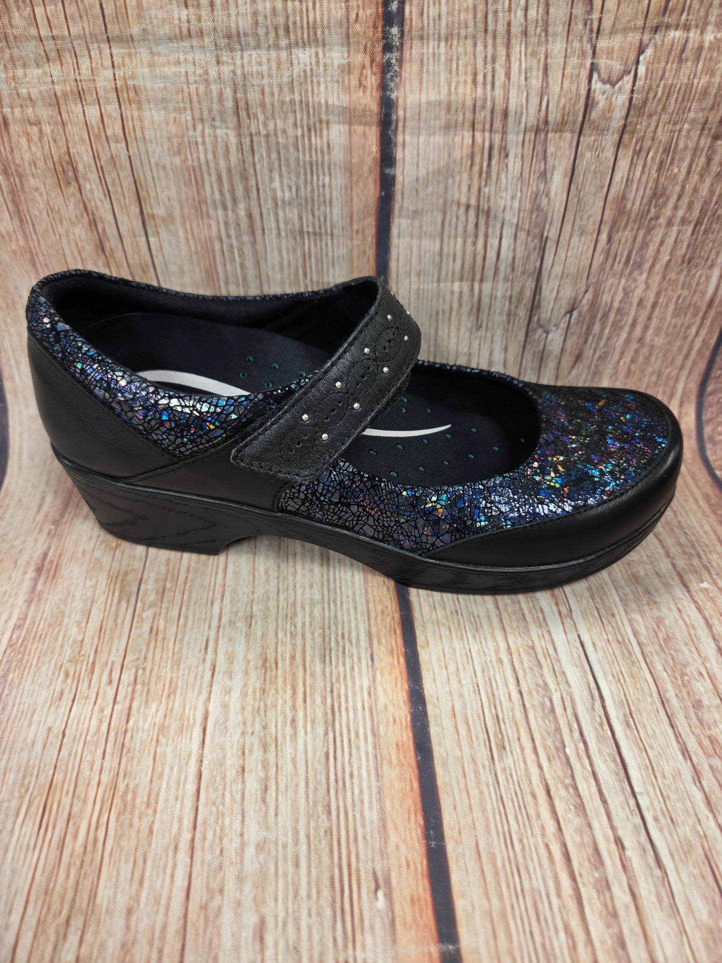 CLEARANCE Klogs 0414 Silverton Mary Jane Black Prism