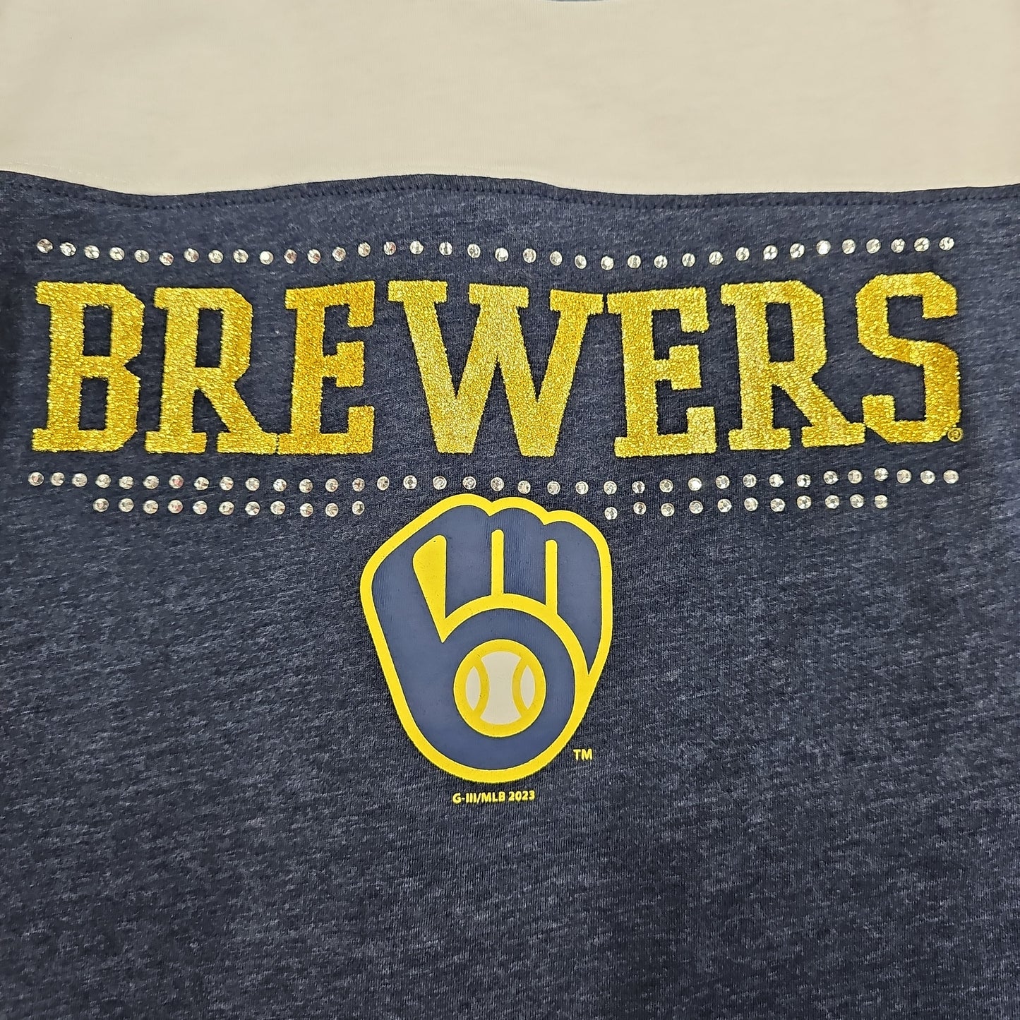 G-III APPAREL GROUP WOMENS MILWKE BREWE PULL-OVER