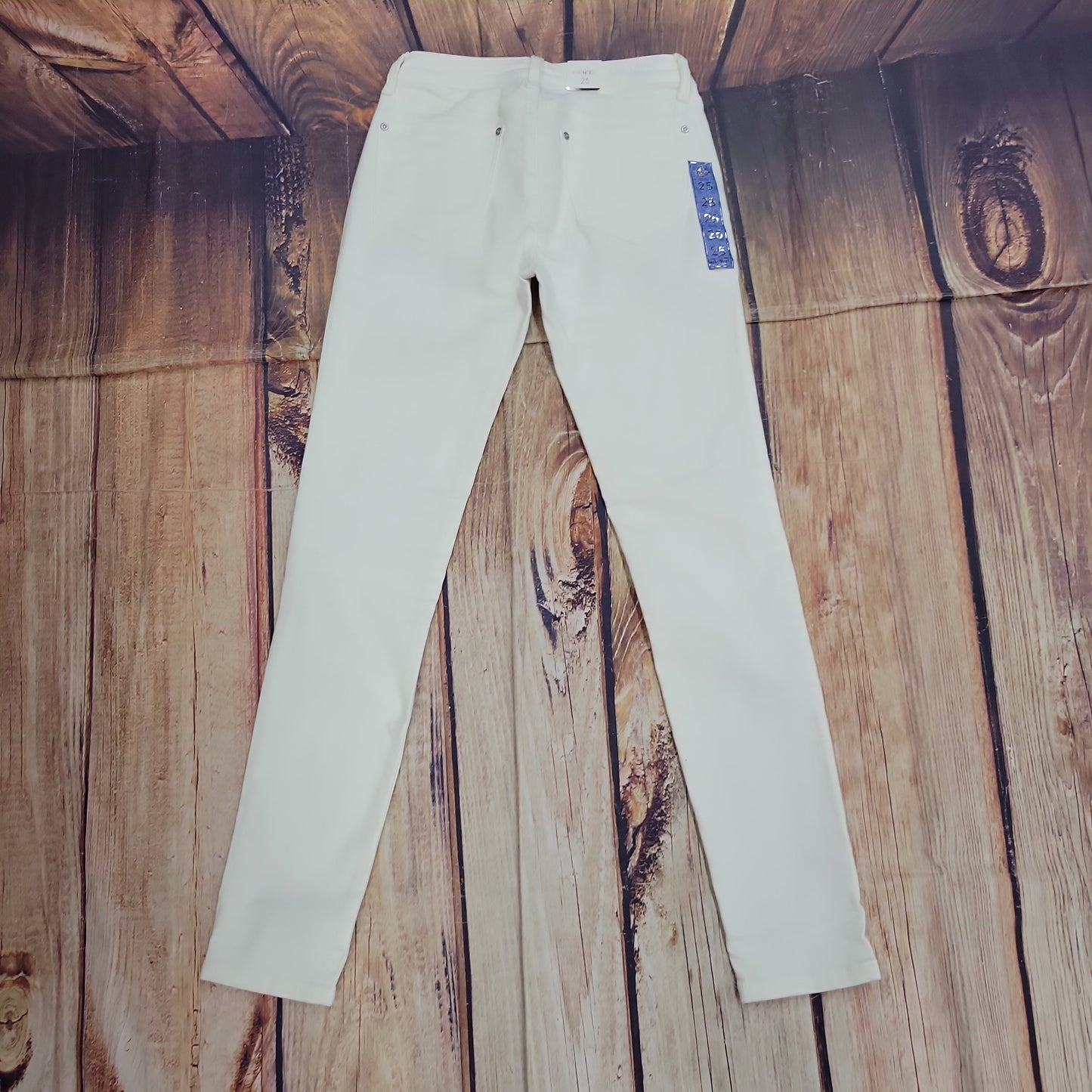 GRACE IN LA WHITE JEAN EN9378