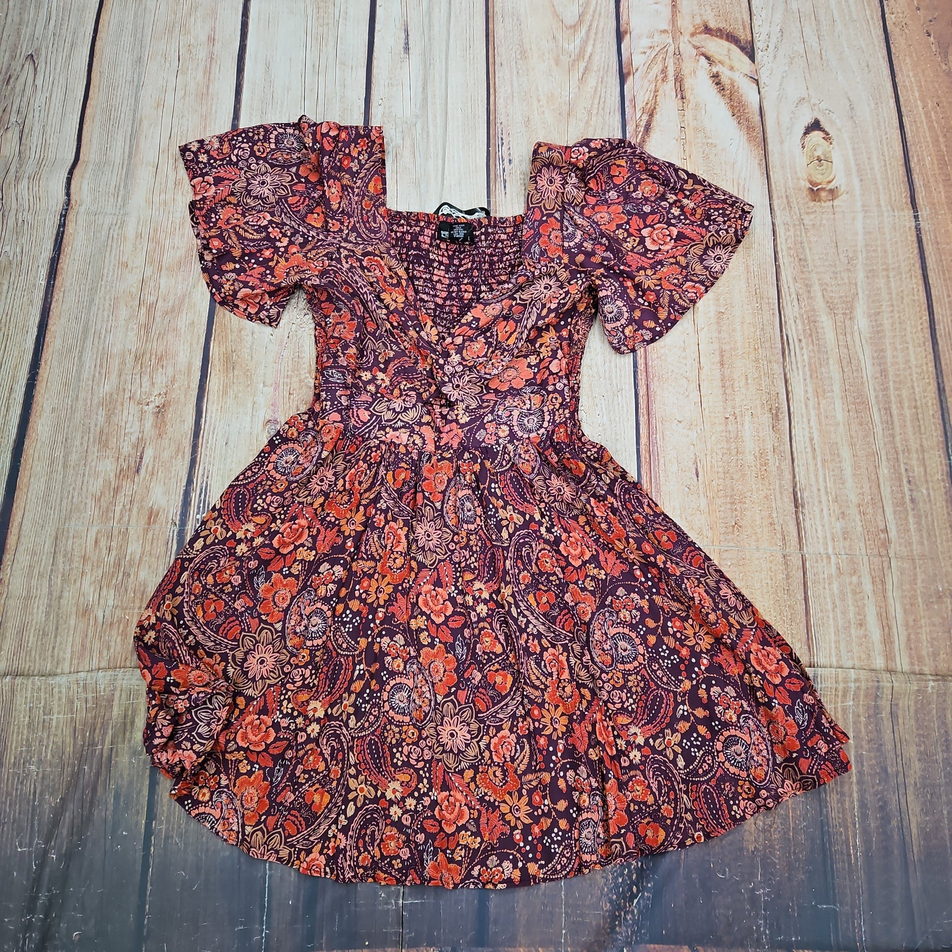ANGIE RUFFLE SLEEVE TWIST FRONT DRESS BERRY C4458-A800 ANGIE RUFFLE SLEEVE TWIST FRONT DRESS BERRY C4458-A800