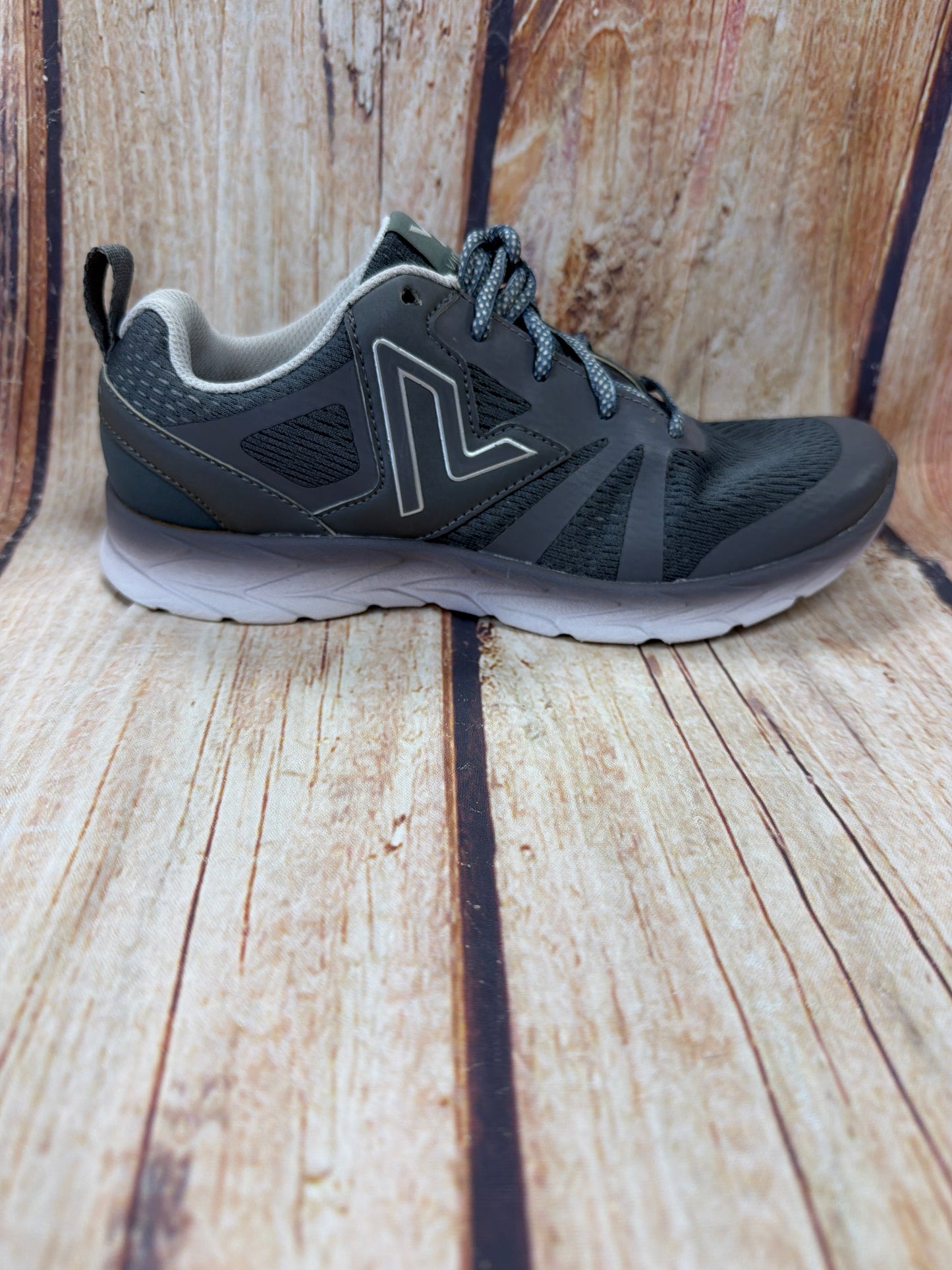 CLEARANCE Vionic Brisk 335Miles/Grey Women