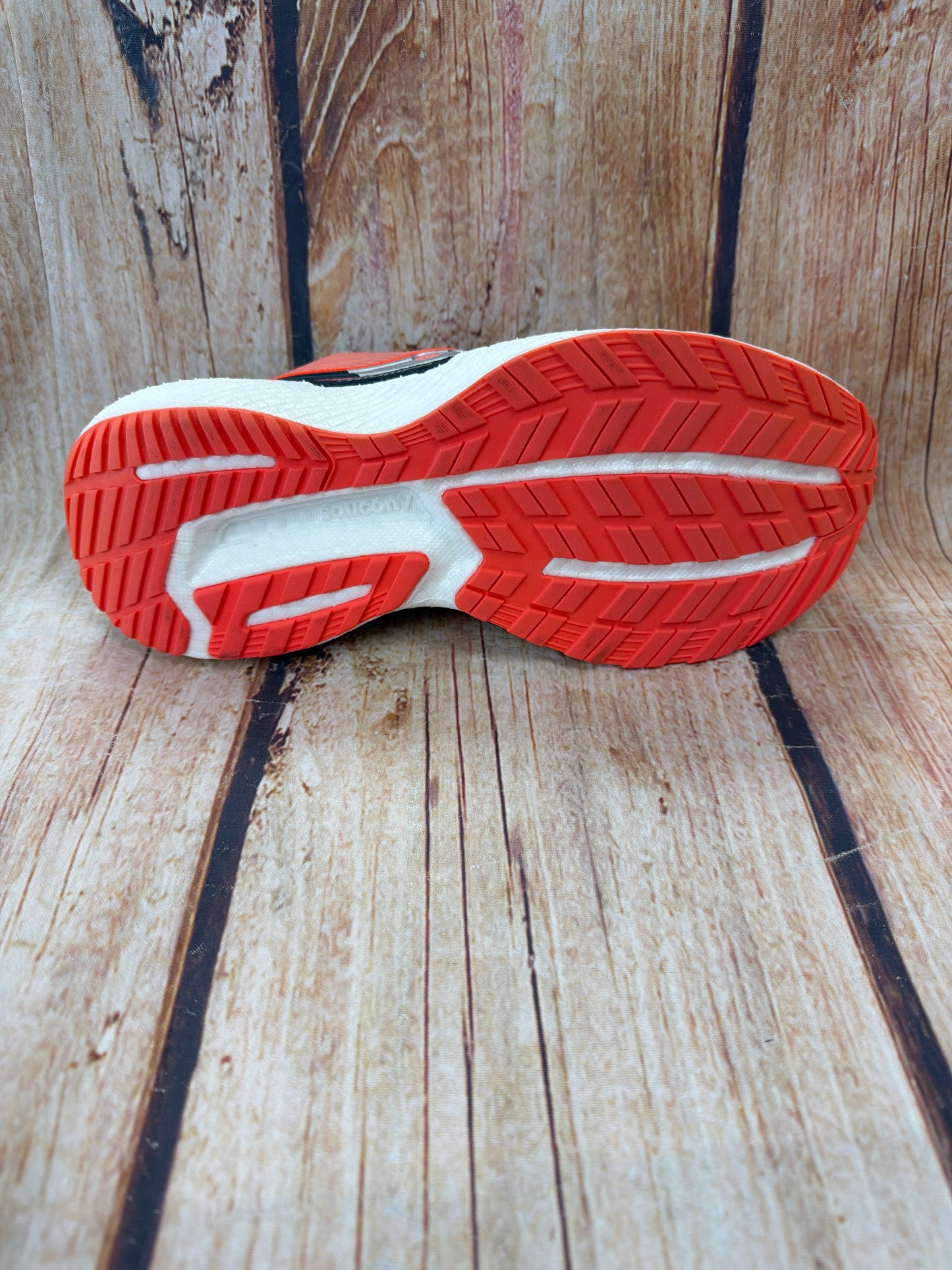 CLEARANCE Saucony S10678-16 Triumph 19 Sunstone/Night Women's