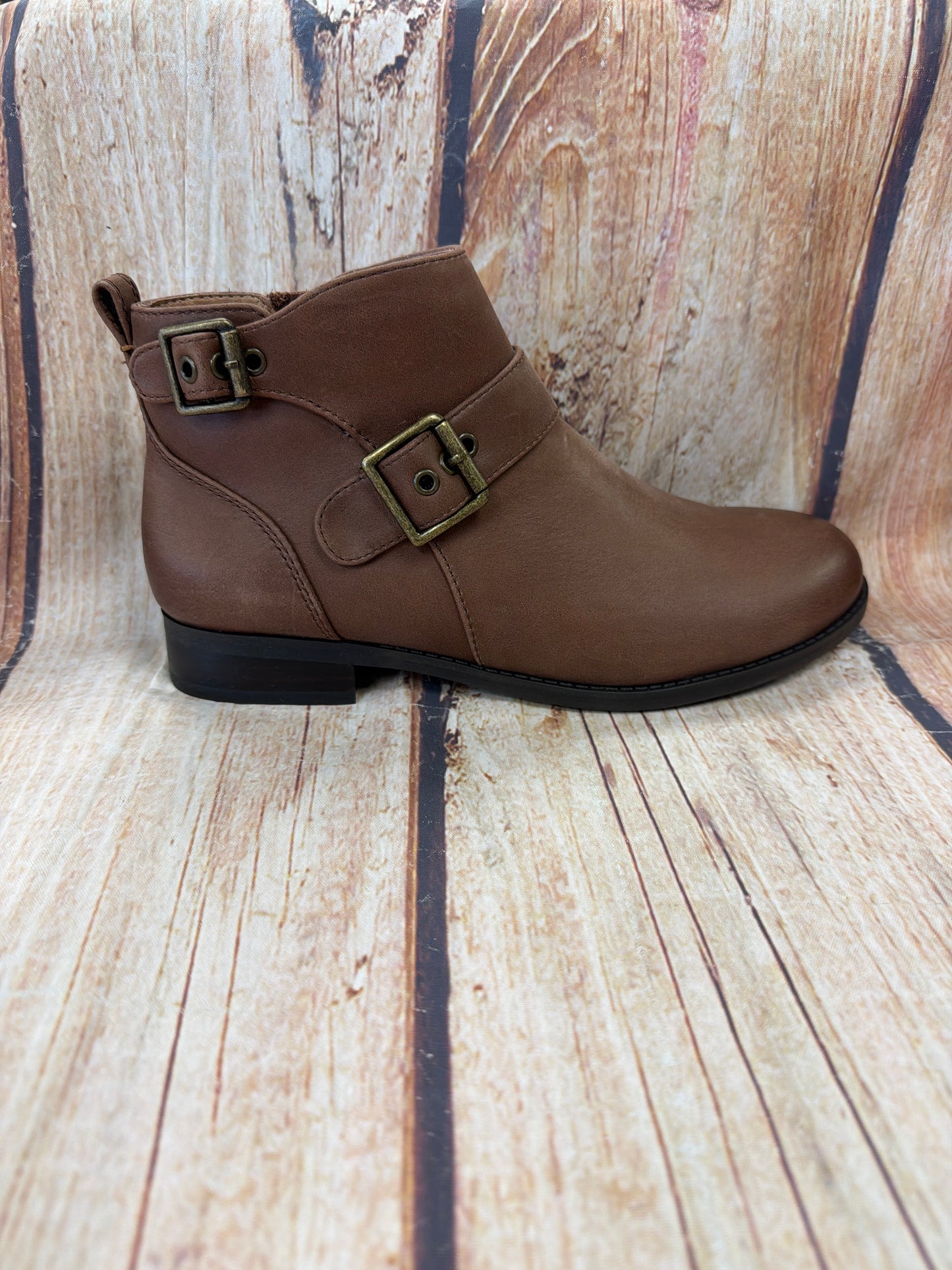 CLEARANCE Vionic Country Logan Dark Brown