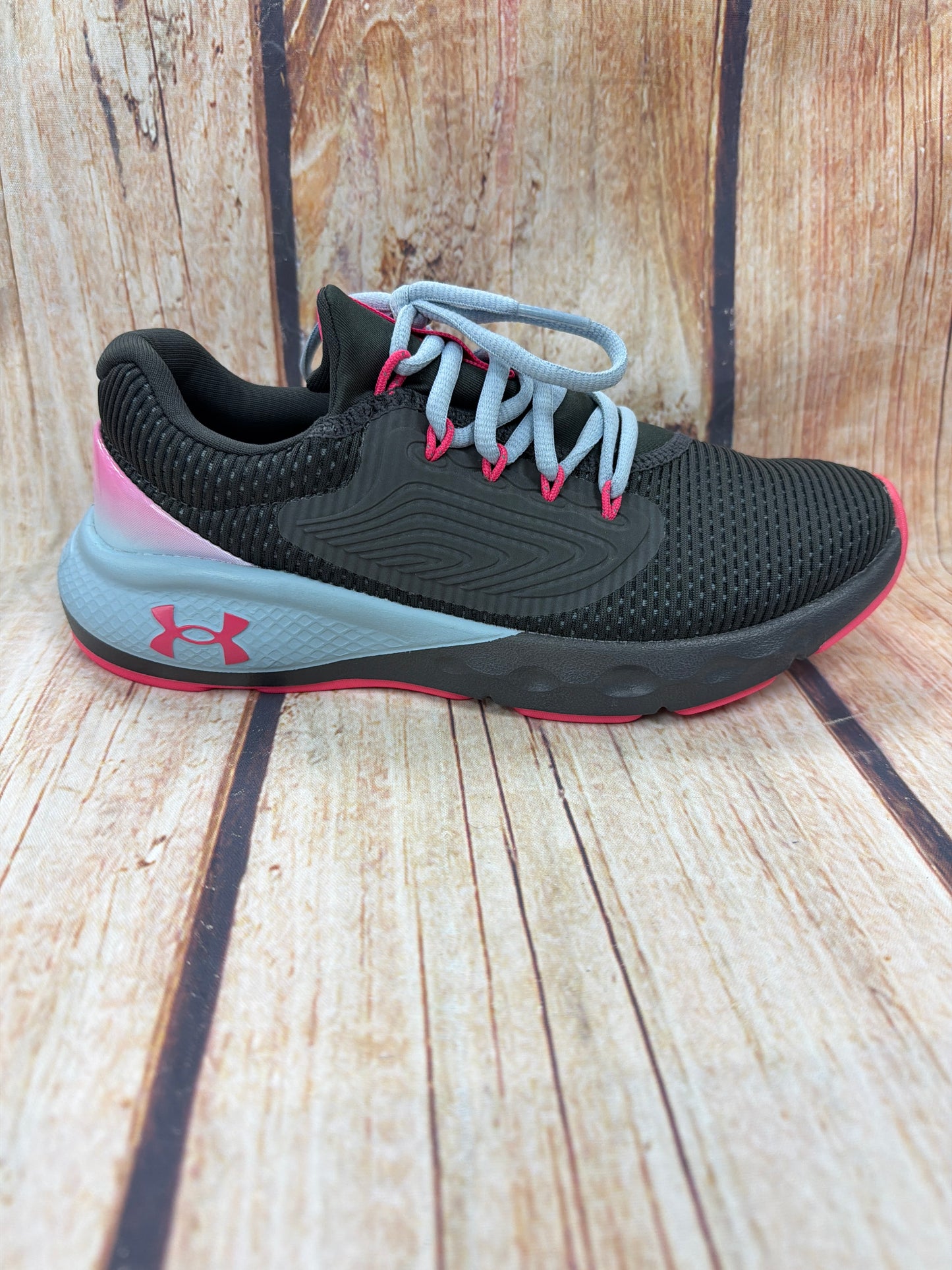 CLEARANCE Under Armour 3024884-102 Charged Vantage 2 Women
