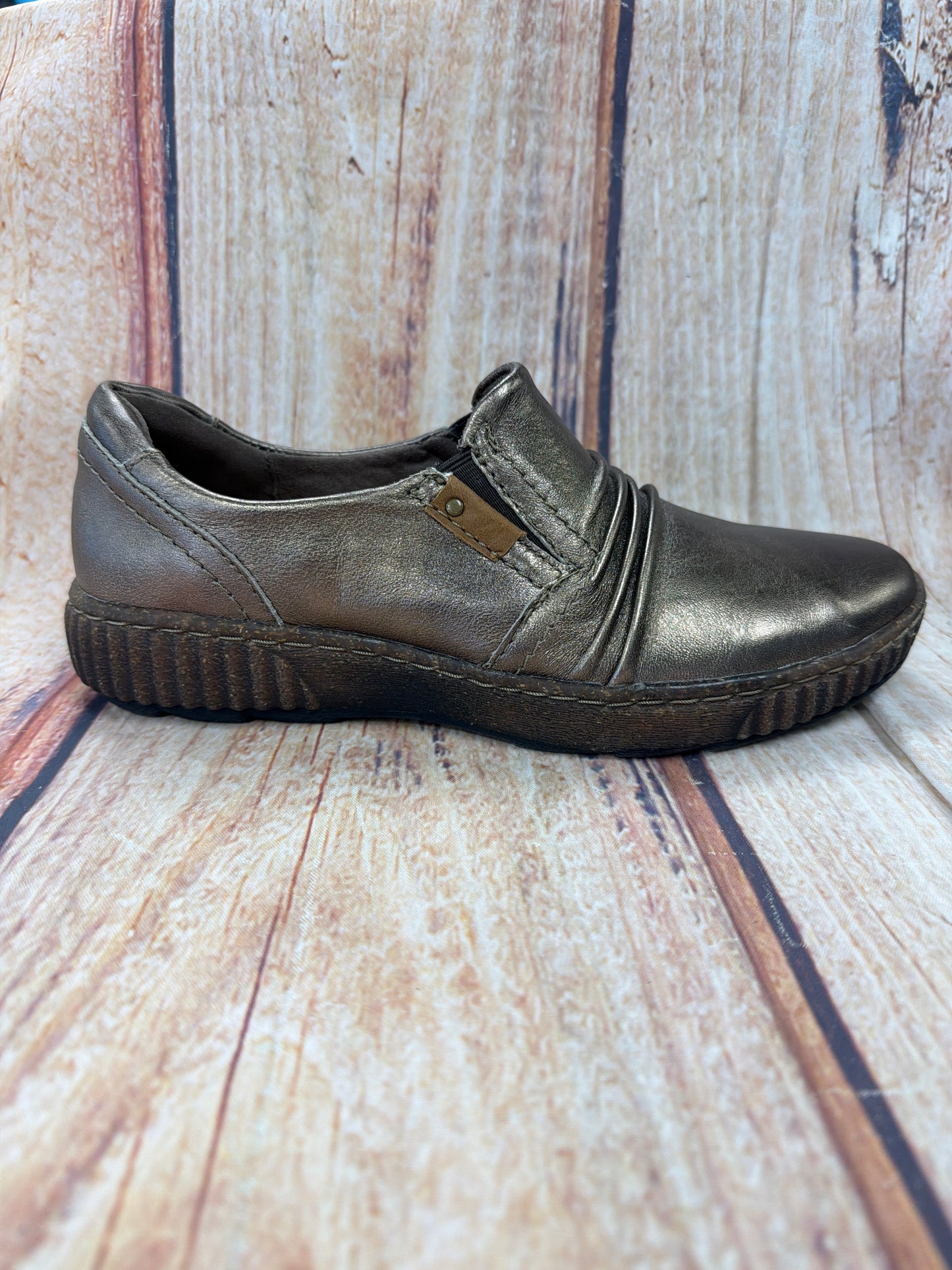 CLEARANCE Clarks 261-68439 Magnolia Faye Bronze Women's #27