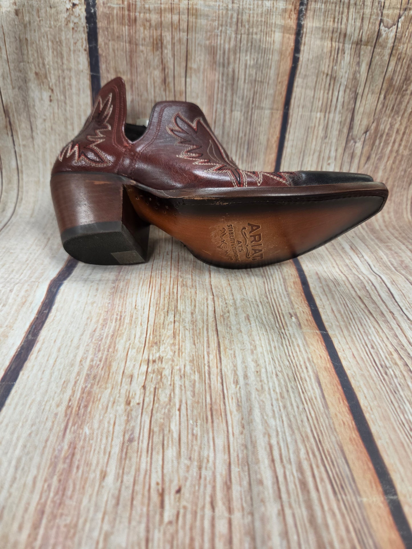 CLEARANCE Ariat 10027285  Dixon Sangria Western Boot Womens
