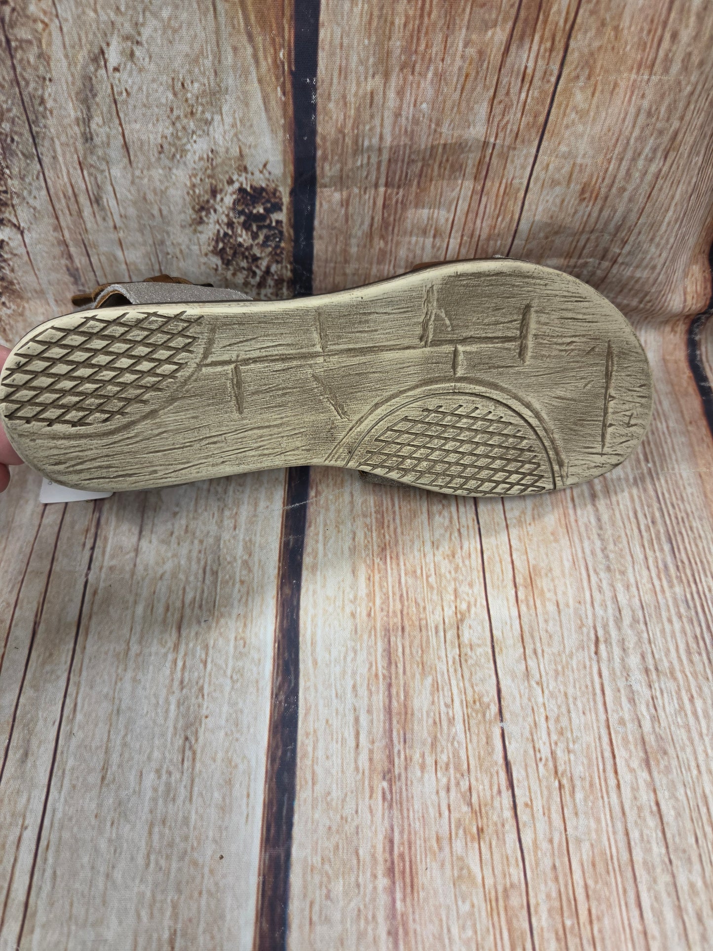 CLEARANCE OTBT March On Grey Silver Sandal #11