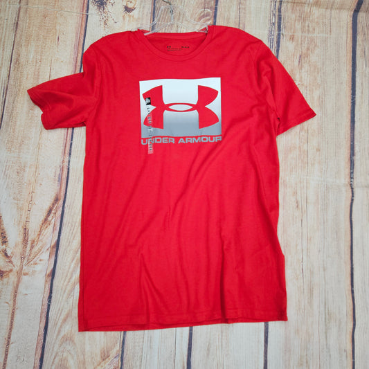 UA Boxed Stortstyle SS Tee RED 1329581
