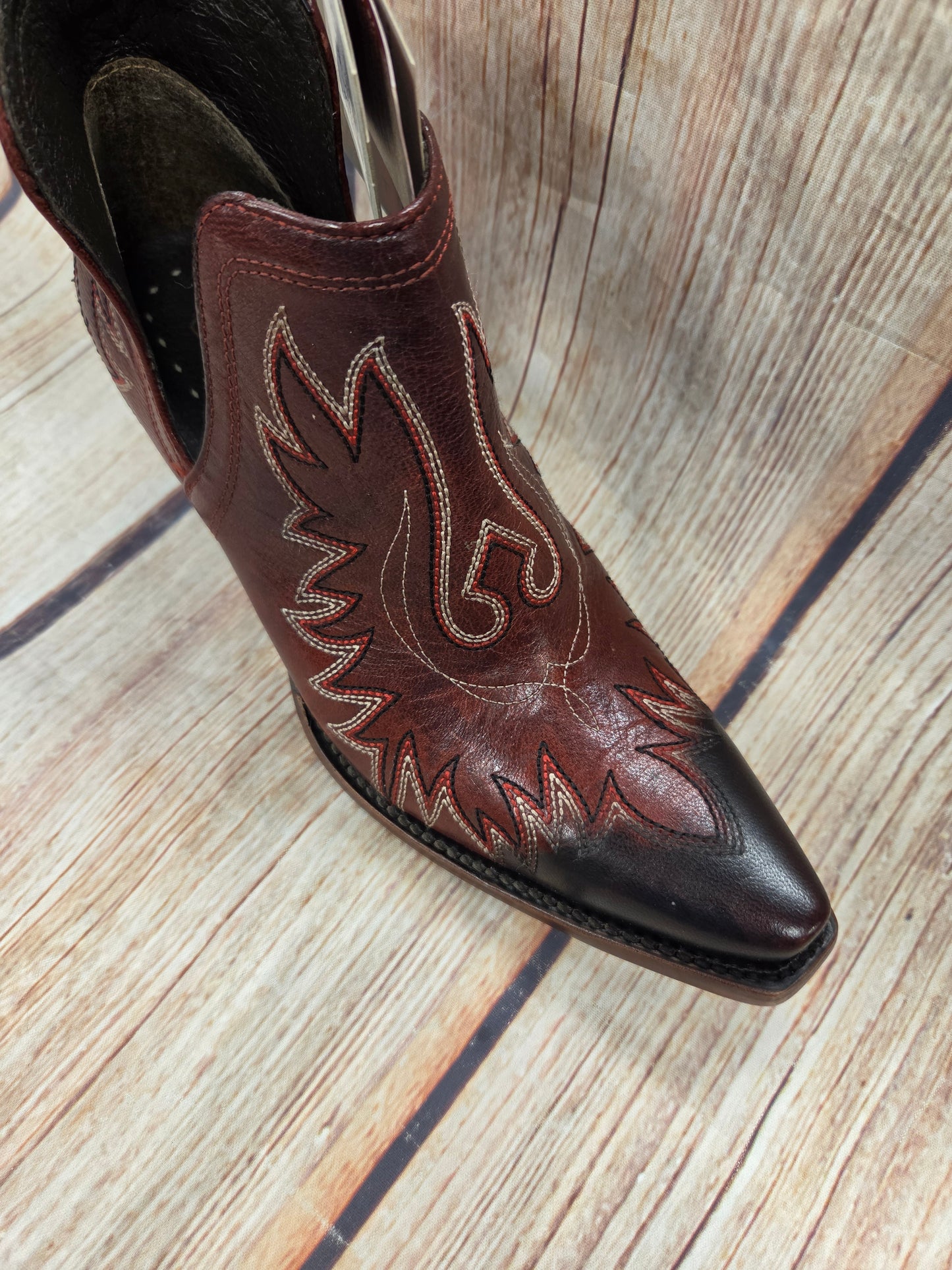 CLEARANCE Ariat 10027285  Dixon Sangria Western Boot Womens