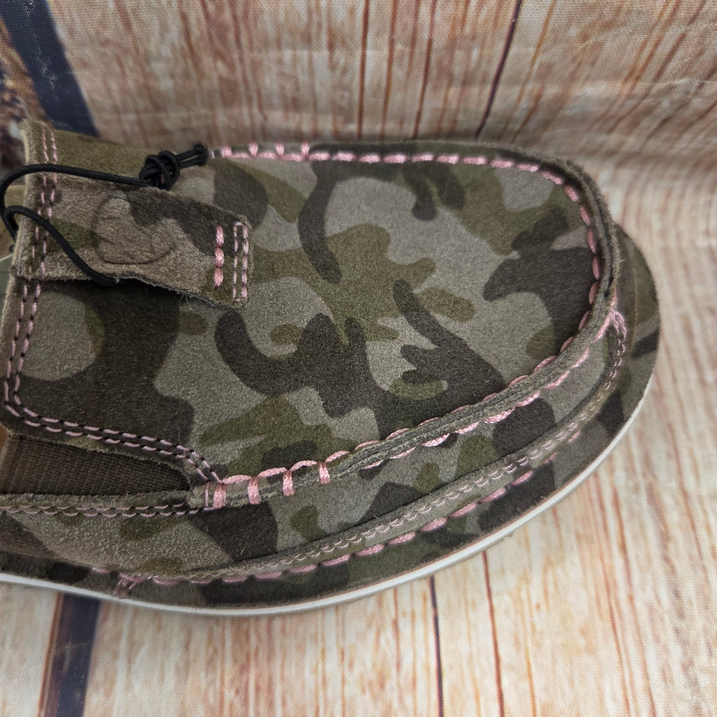 CLEARANCE Ariat 10031610 Cruiser Camo Suede Women's #39