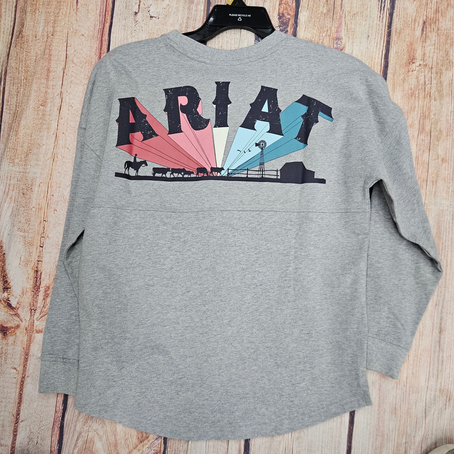 ARIAT WOMENS FUN FARM OVERSIZED LS TSHIRT 10048646