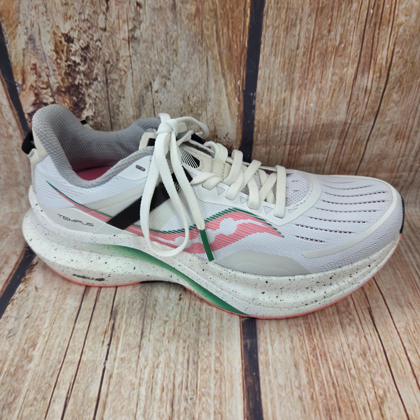 CLEARANCE Saucony S10720-86 Tempus White/Vizi Pink Women's #22