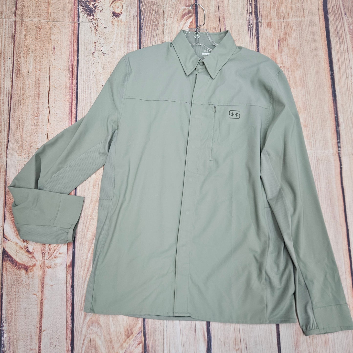 UA SHOREBREAK HYBRID WOVEN LS -GRN 1383570