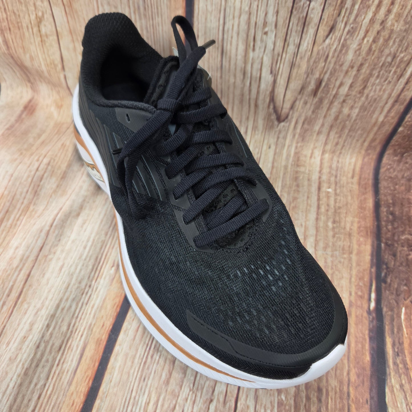 CLEARANCE Saucony S10813-10 Endorphin Shift 3 Black/Goldstruck Women's #24