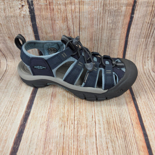 CLEARANCE Keen 1026245 Newport H2 Sandal Navy/Magnet Women's #87