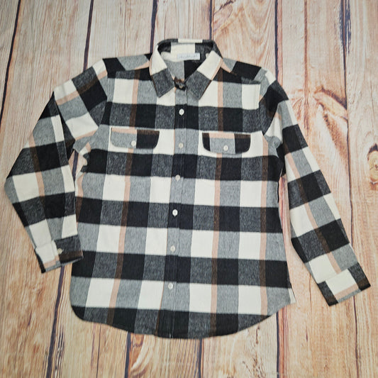 KEREN HEART LONG SLEEVE BUTTON UP FLANNEL 7709