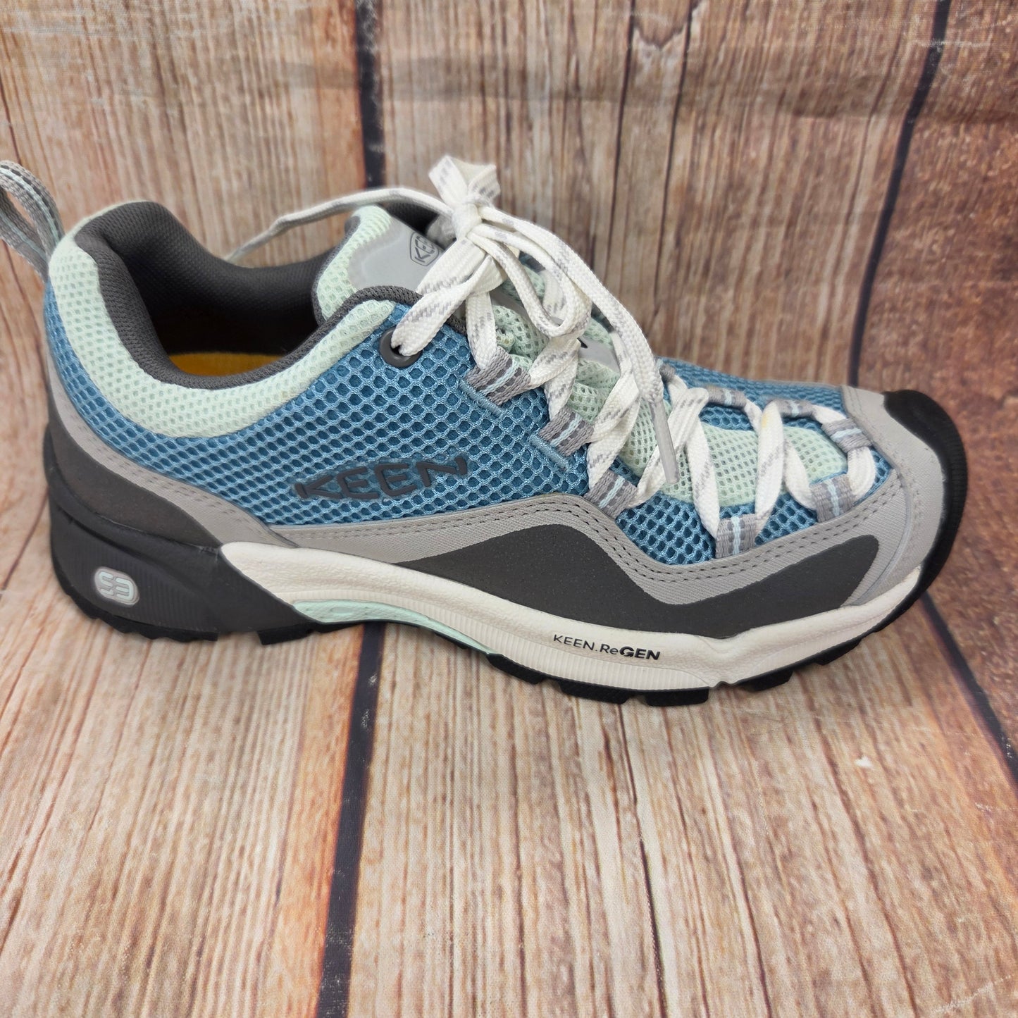 CLEARANCE Keen 1026176 Wasatch Crest Porcelain/Blue Glass Women's