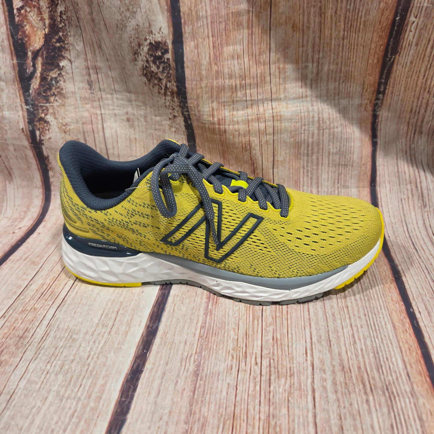 CLEARANCE New Balance M880Y11 Yellow/Grey Men's #26