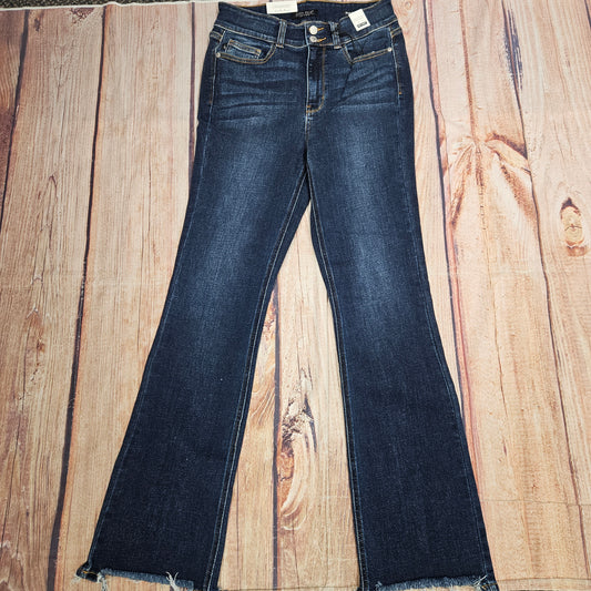 JUDY BLUE HIGH WAIST VINTAGE FRAYED HEM BOOTCUT 82568