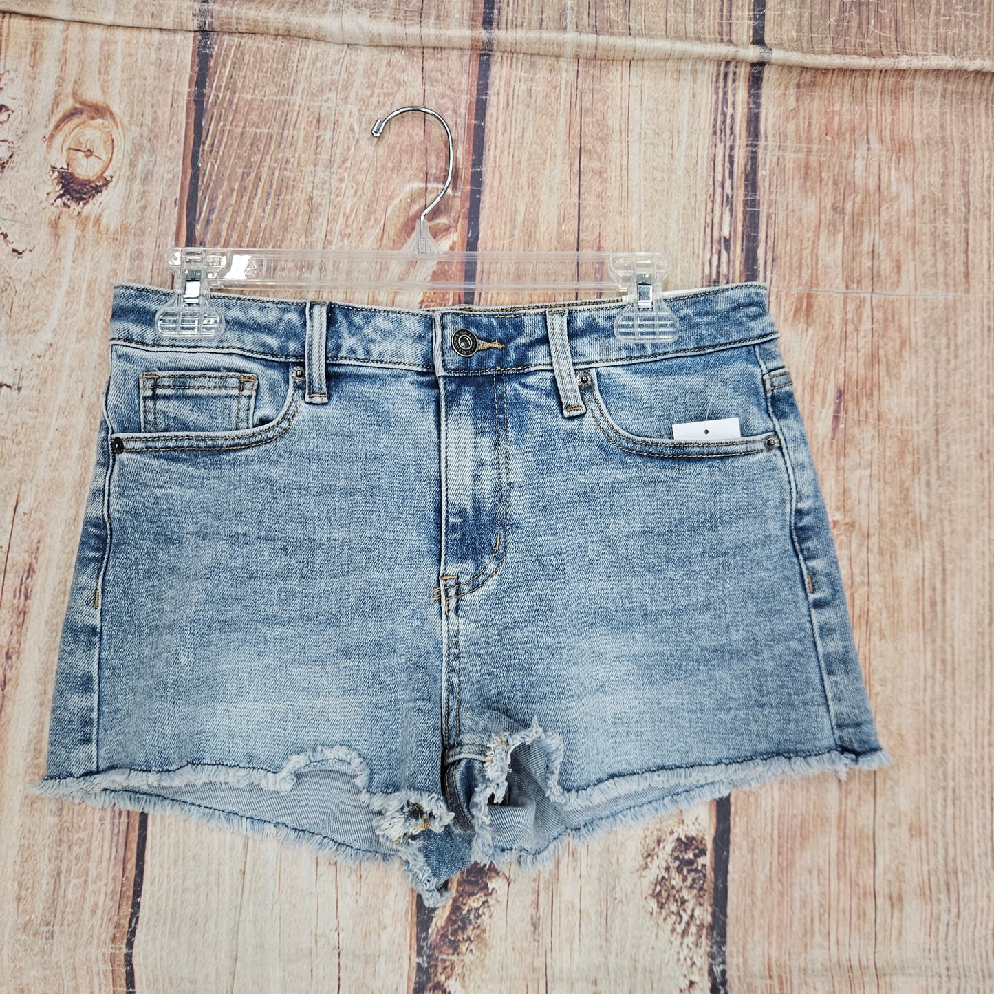 FLAG AND ANTHEM CLAIRE CUT OFF 2.5'' DENIM SHORT  SP26SH0366W