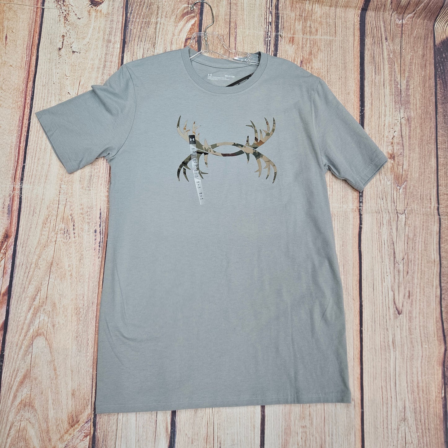 UA MENS SHORT SLEEVE GRY ANTLER GRAPHIC TEE SHIRT 1366017