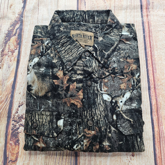 NORTH RIVER LONG SLEEVE BUTTON UP CAMO W/ DEER PRINT NRM6399