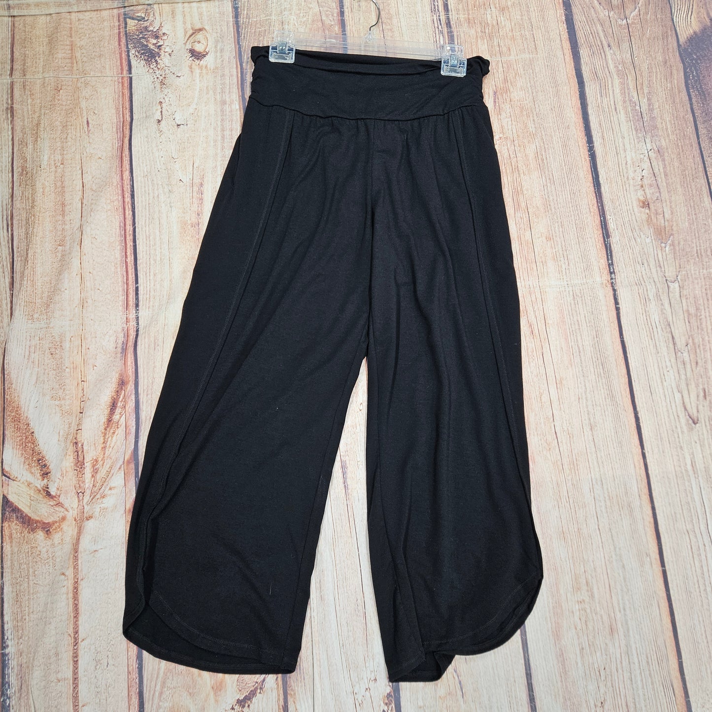 KEREN HART CAPRI BLACK X84027