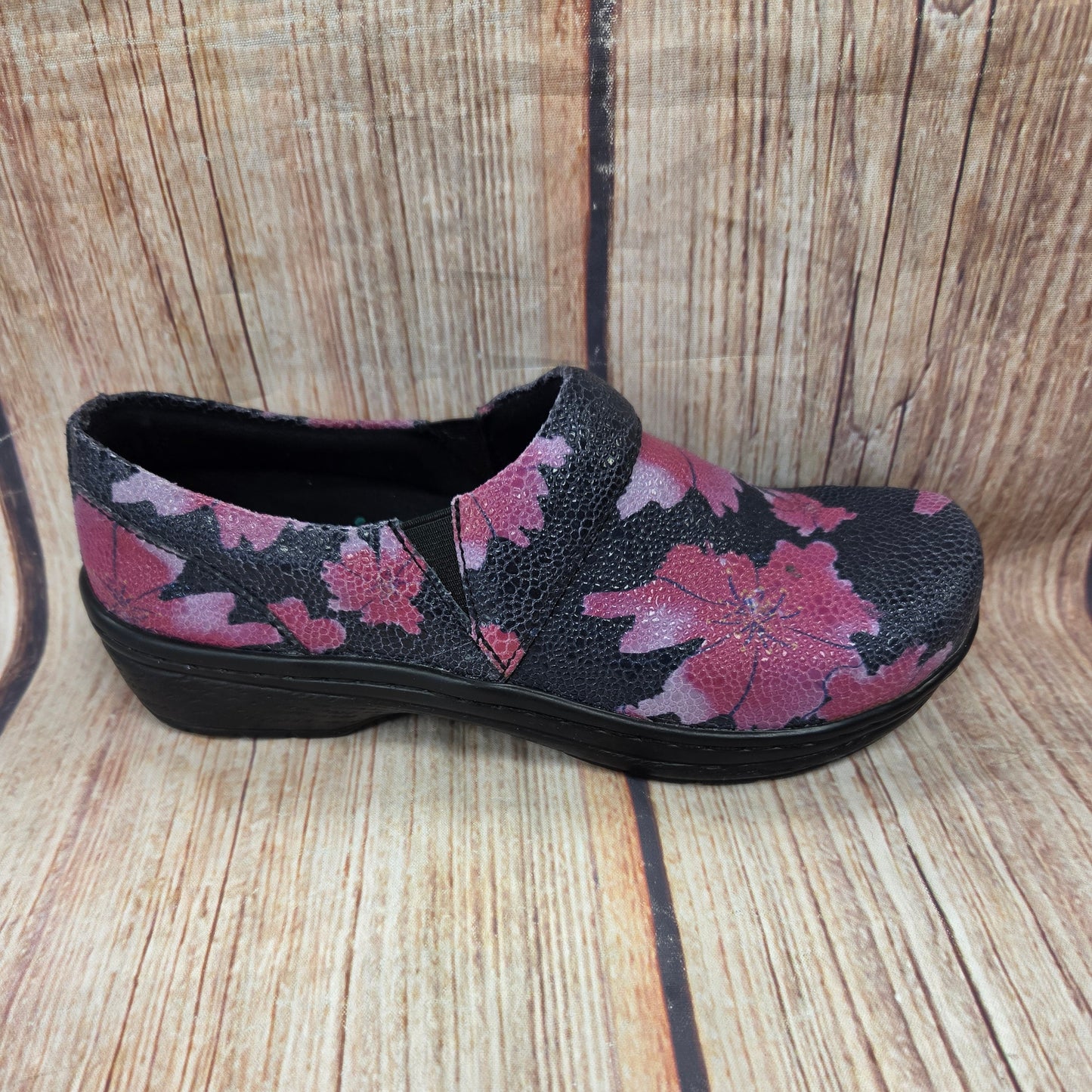 CLEARANCE Klogs Mission Pink Flower Ibis Rose